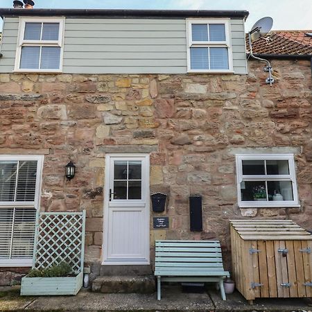 Charlotte'S Cottage Seahouses Exterior foto